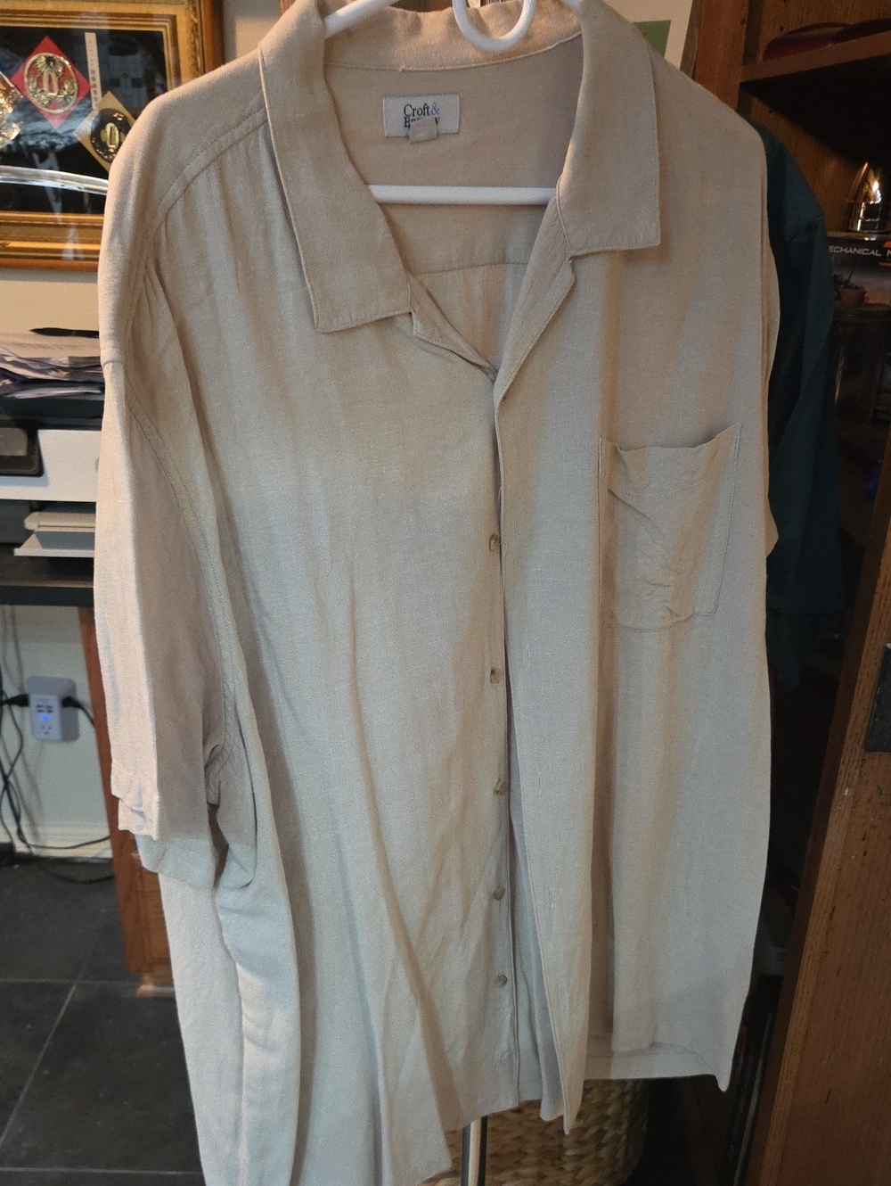 croft & barrow Beige Short-Sleeve Button-Down Shirt